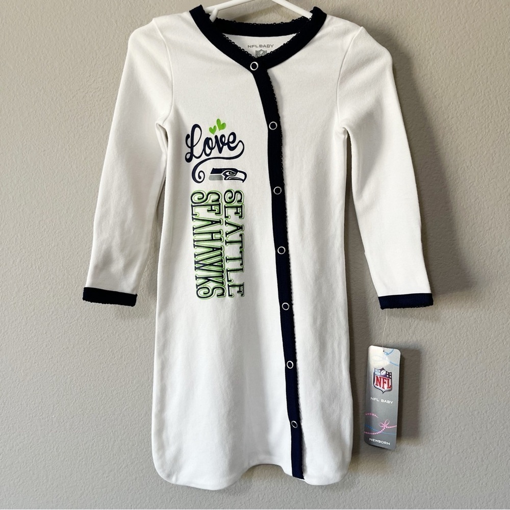 NFL Baby Seattle Seahawks Cotton Night Sleeping Gown Snap Front 0-6 Months White